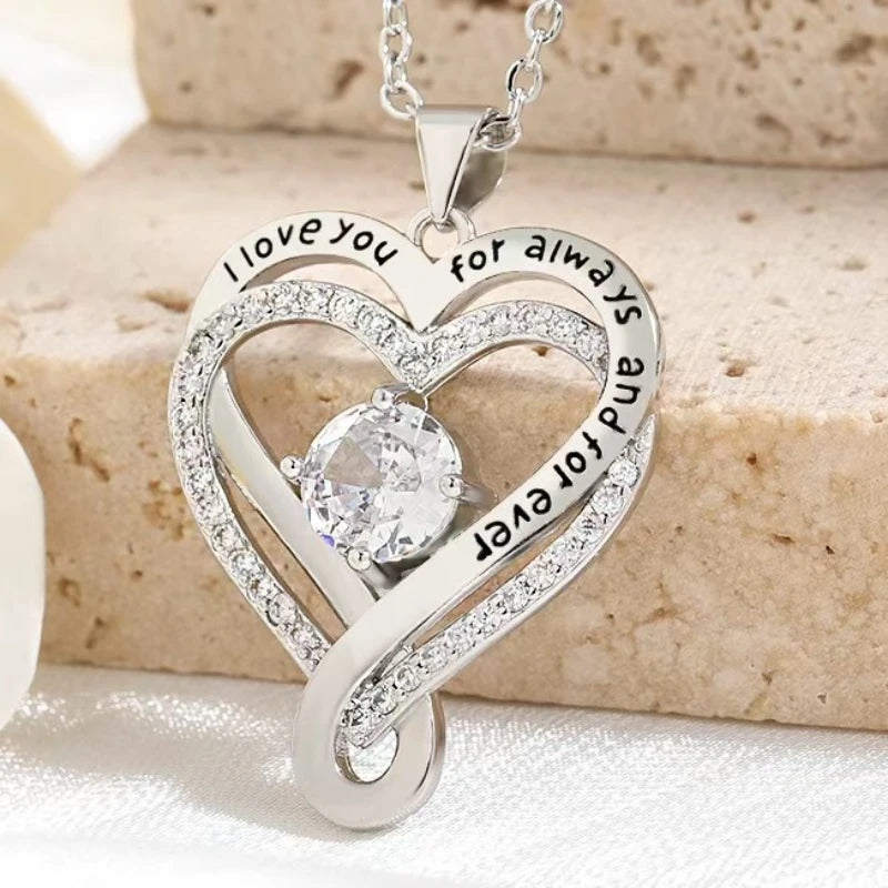 FREEME™ Elegant Heart Shaped Pendant Necklace - Hollow Design Gift for Women, Best Friends & Mother's Day