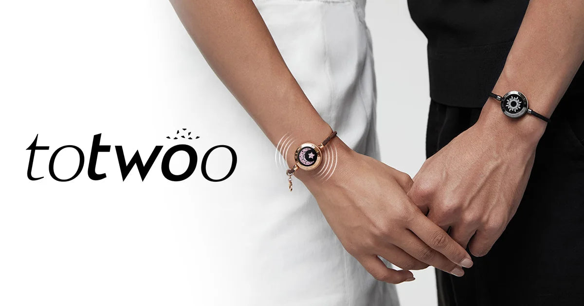 FREEME™ Long Distance Touch Bracelets for Couples - Light Up & Vibrate Smart Sun & Moon Love Bracelet Set